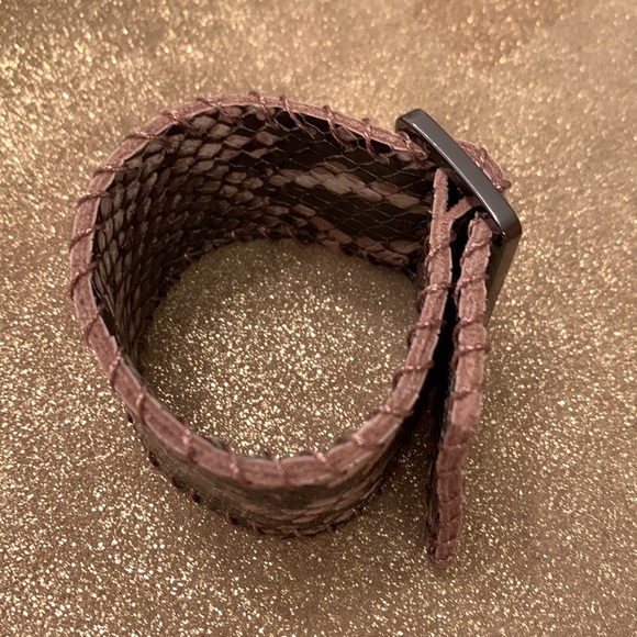 Unique genuine leather bracelet. - Picture 3 of 3